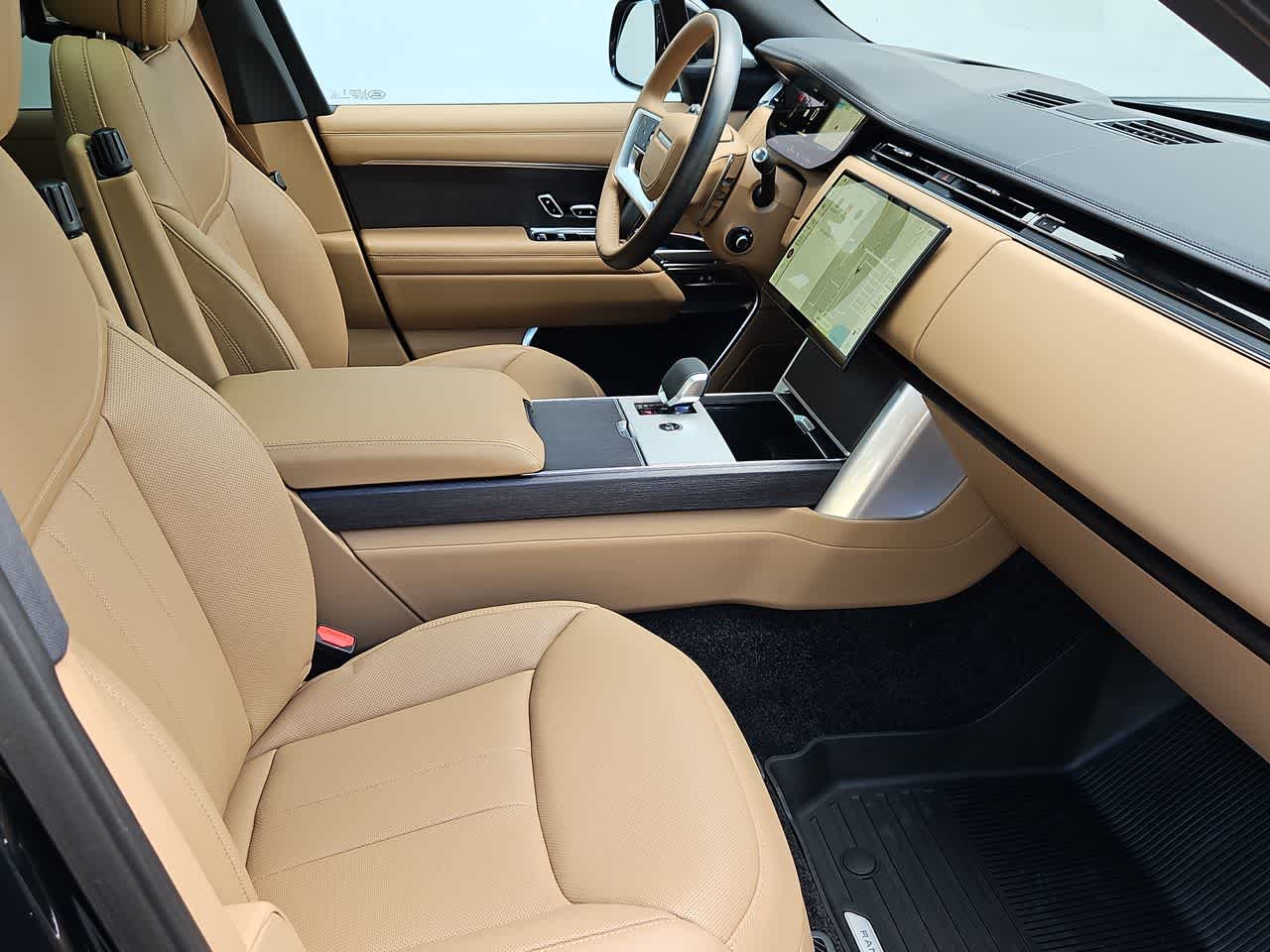 Thumbnail: 2025 Land Rover Range Rover - 24