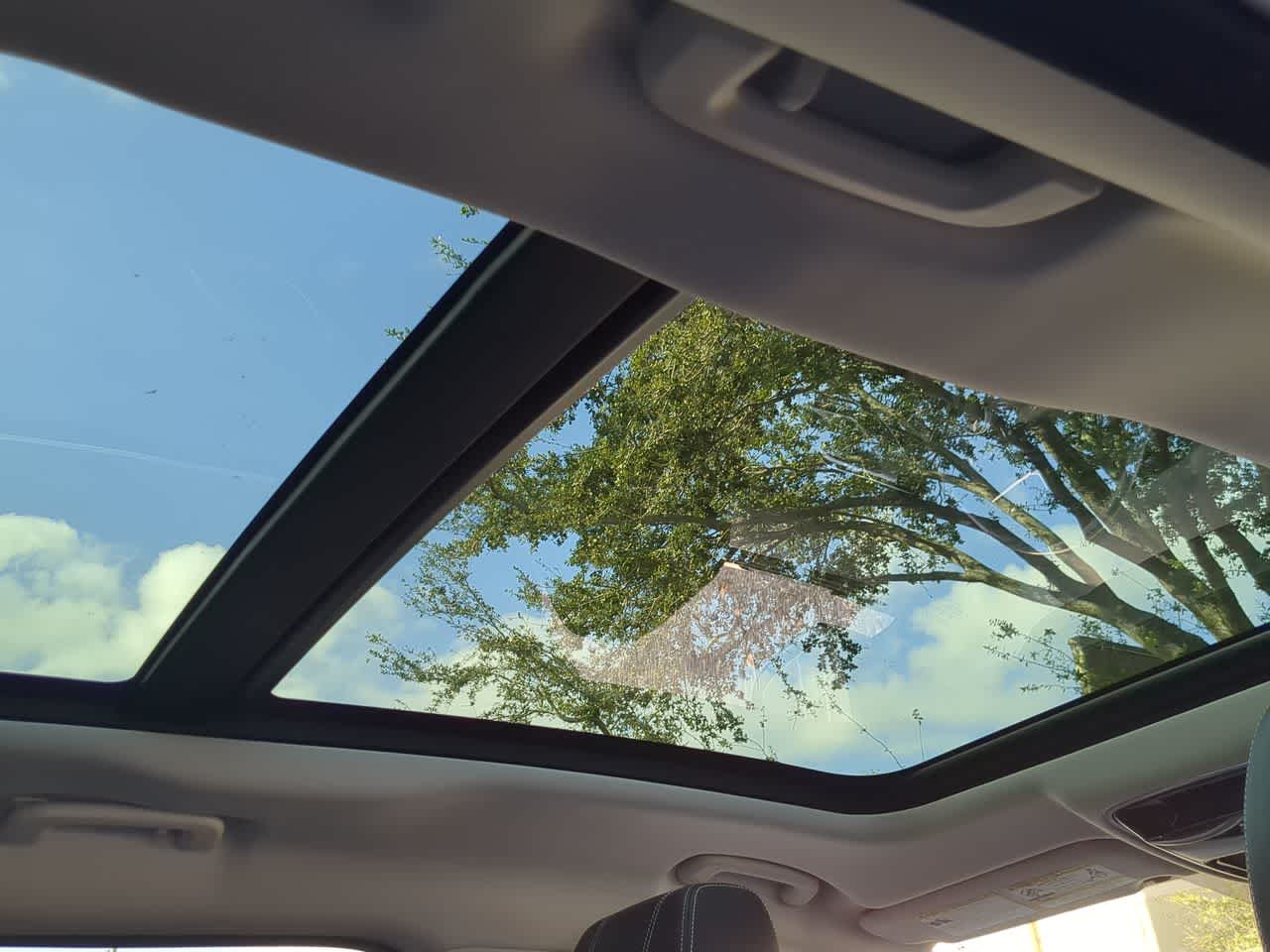 Thumbnail: 2019 Land Rover Range Rover Velar - 22