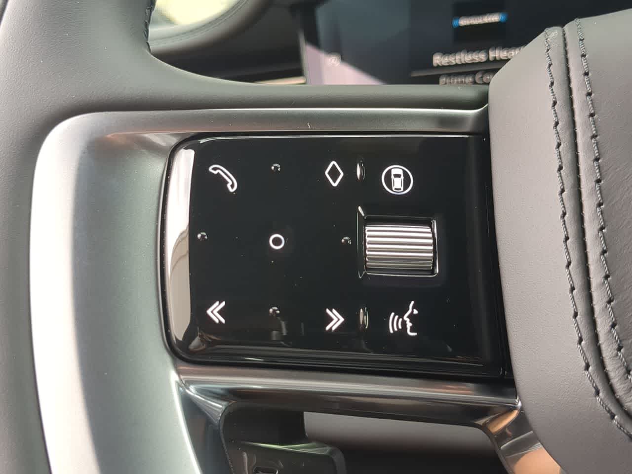 Thumbnail: 2026 Land Rover Range Rover - 26