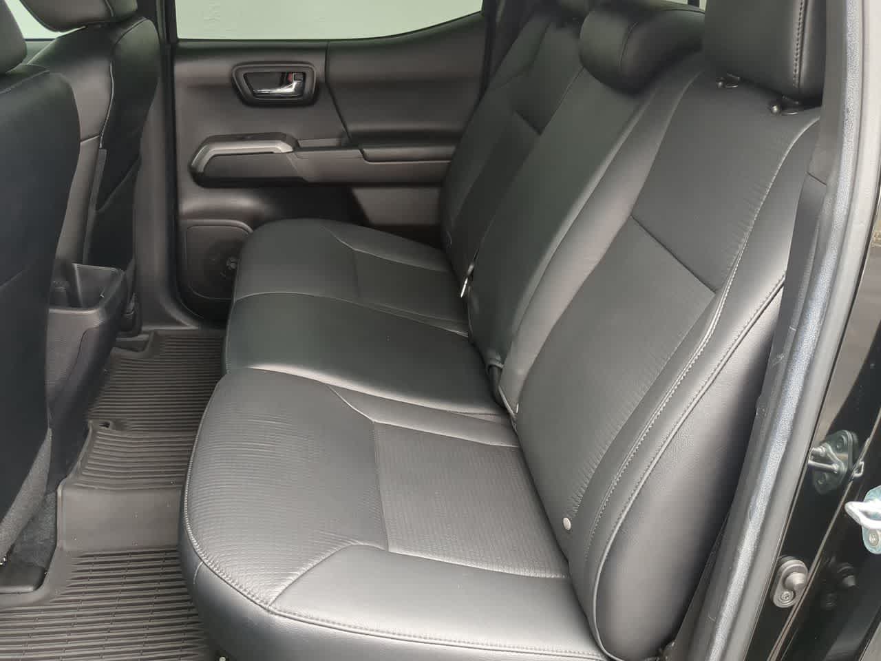 Thumbnail: 2022 Toyota Tacoma - 21