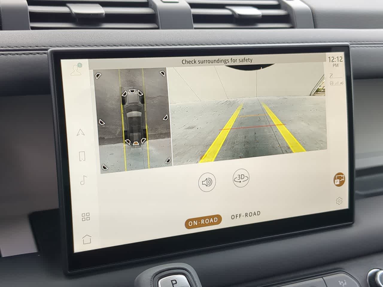 Thumbnail: 2025 Land Rover Defender - 30