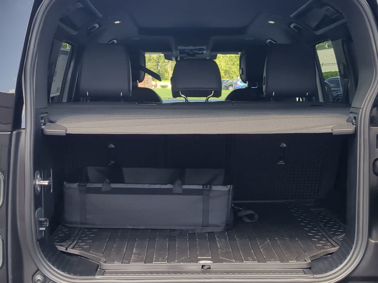 Thumbnail: 2026 Land Rover Defender - 36