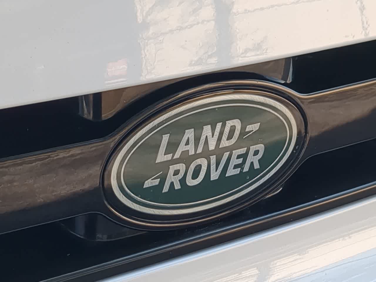 Thumbnail: 2025 Land Rover Defender - 12