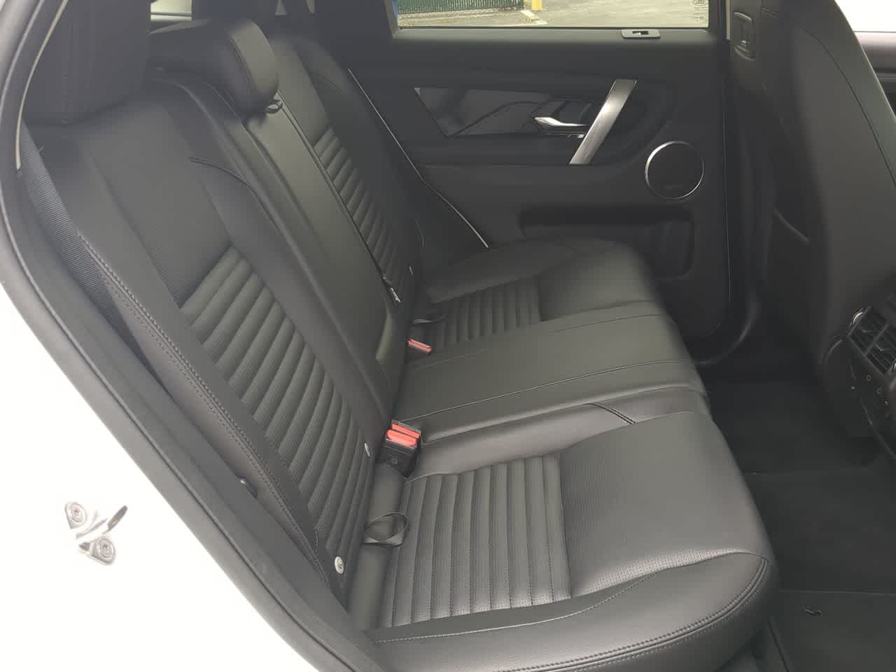 Thumbnail: 2025 Land Rover Discovery Sport - 22