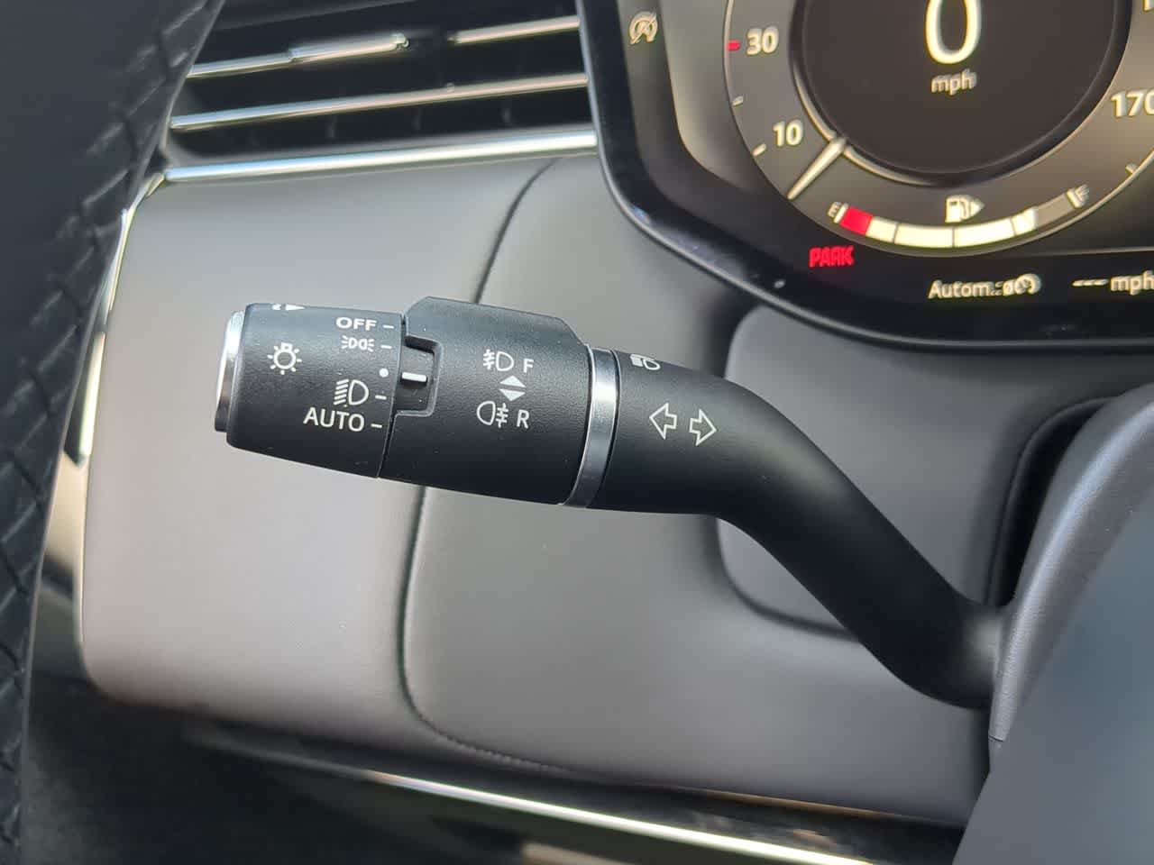 Thumbnail: 2024 Land Rover Range Rover Sport - 27