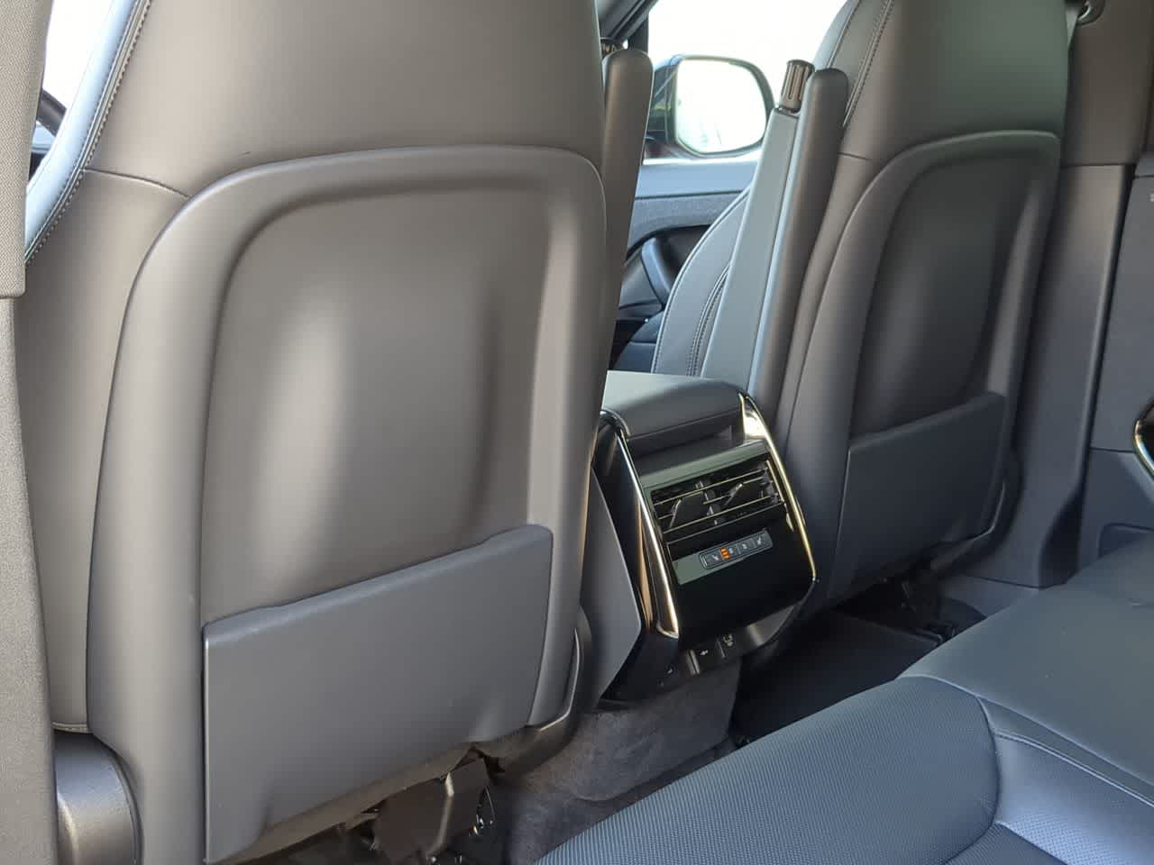 Thumbnail: 2025 Land Rover Range Rover Sport - 17