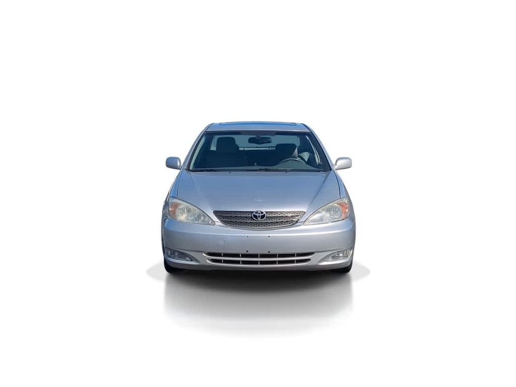 Used 2004 Toyota Camry XLE Sedan