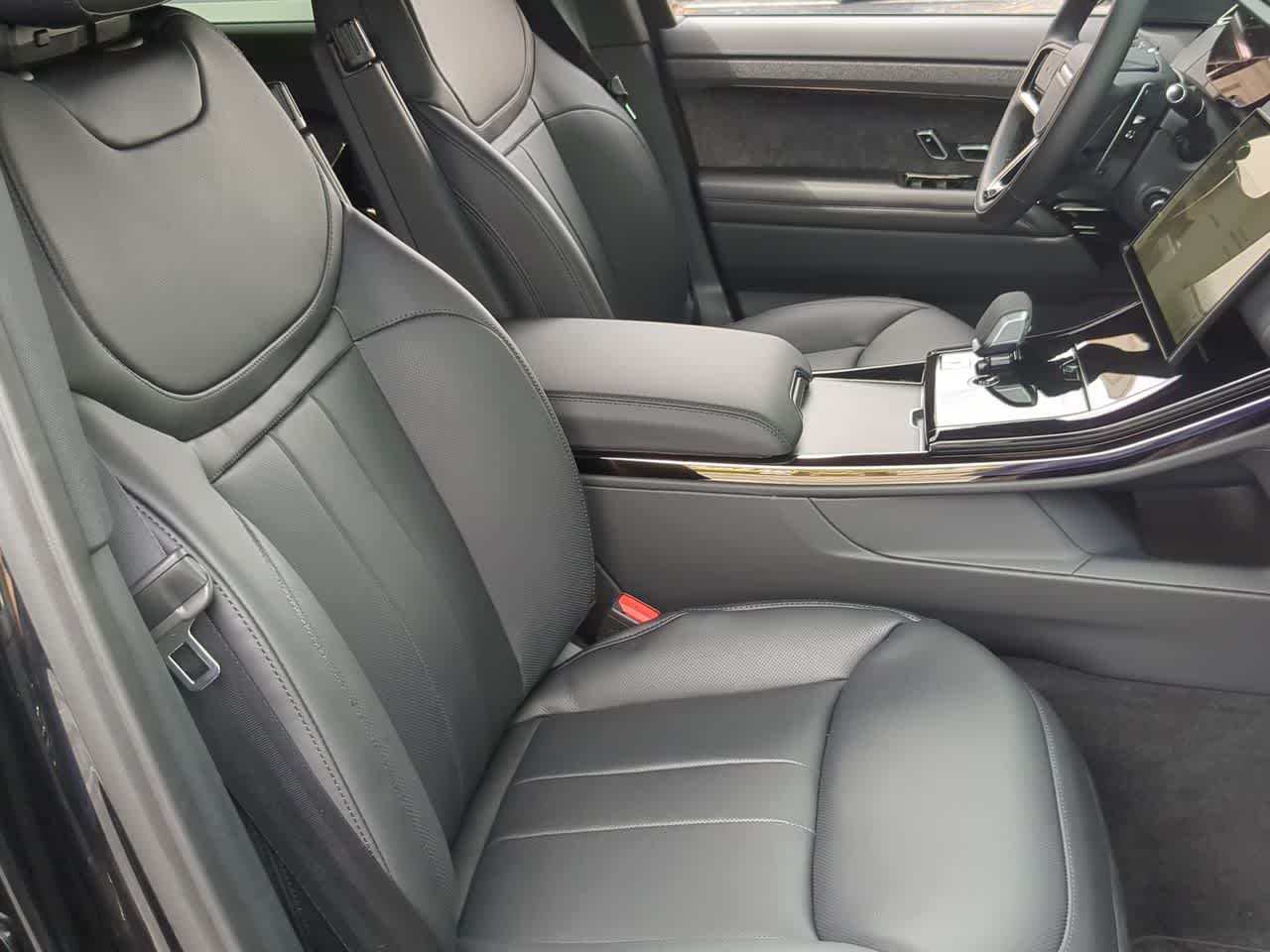 Thumbnail: 2026 Land Rover Range Rover Sport - 24