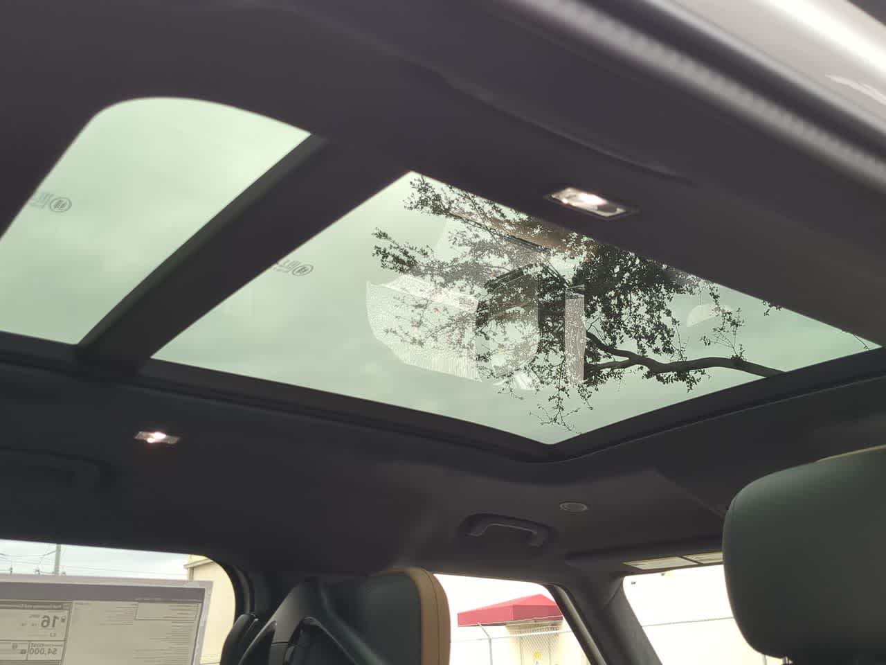 Thumbnail: 2025 Land Rover Defender - 23