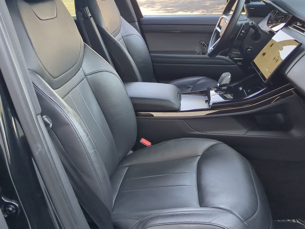 Thumbnail: 2025 Land Rover Range Rover Sport - 24