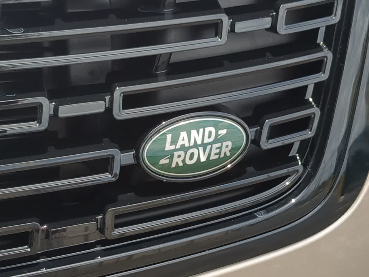 Thumbnail: 2026 Land Rover Range Rover Velar - 11