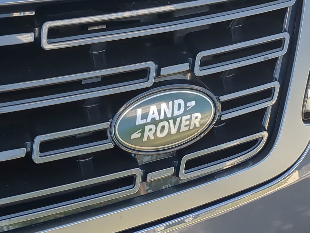 Thumbnail: 2025 Land Rover Range Rover Sport - 11