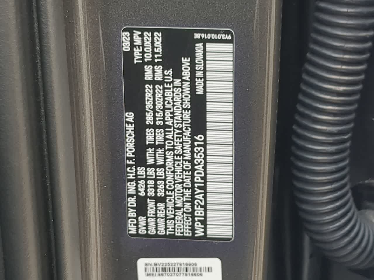 Thumbnail: 2023 Porsche Cayenne - 38