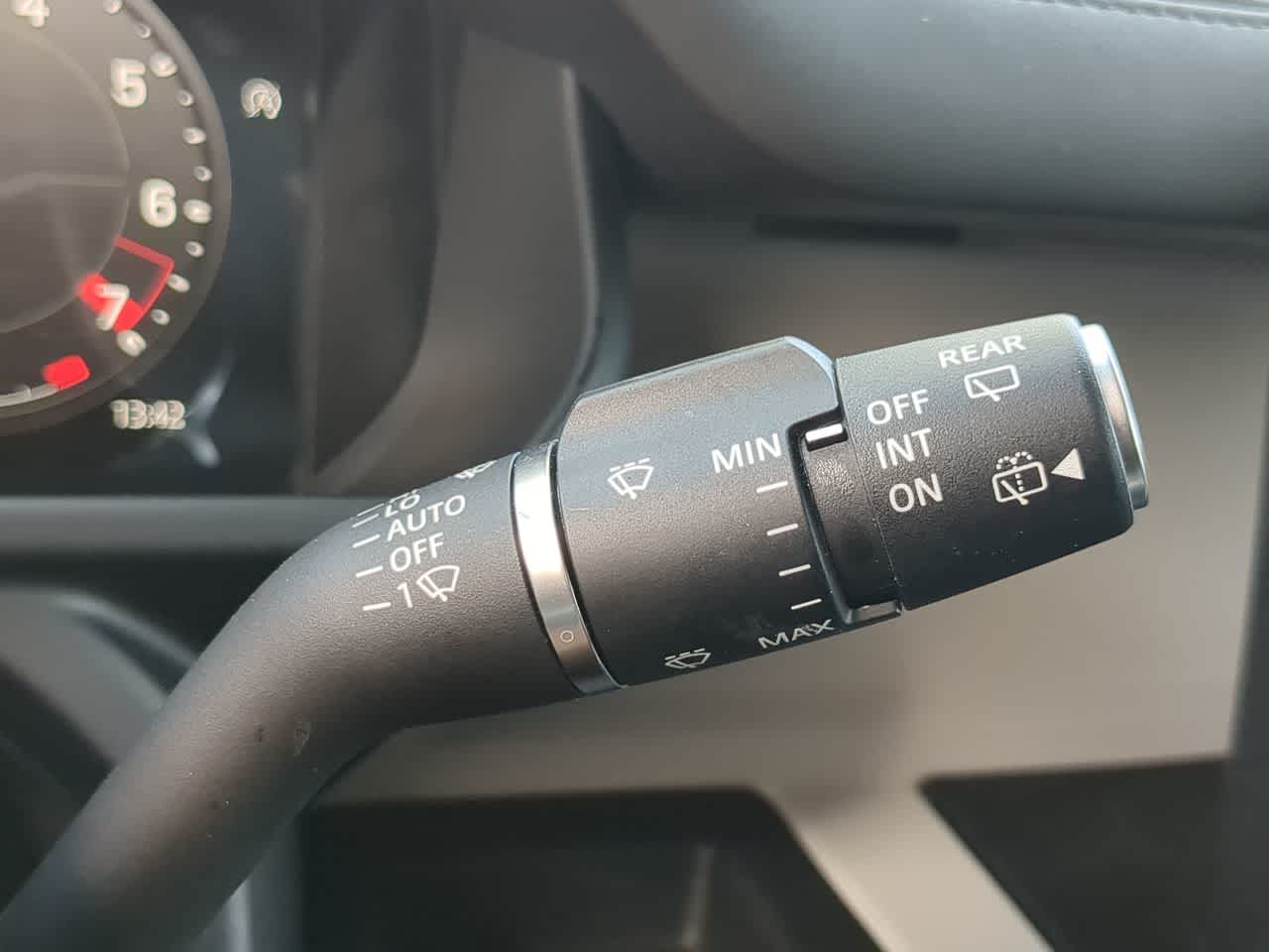 Thumbnail: 2025 Land Rover Defender - 27