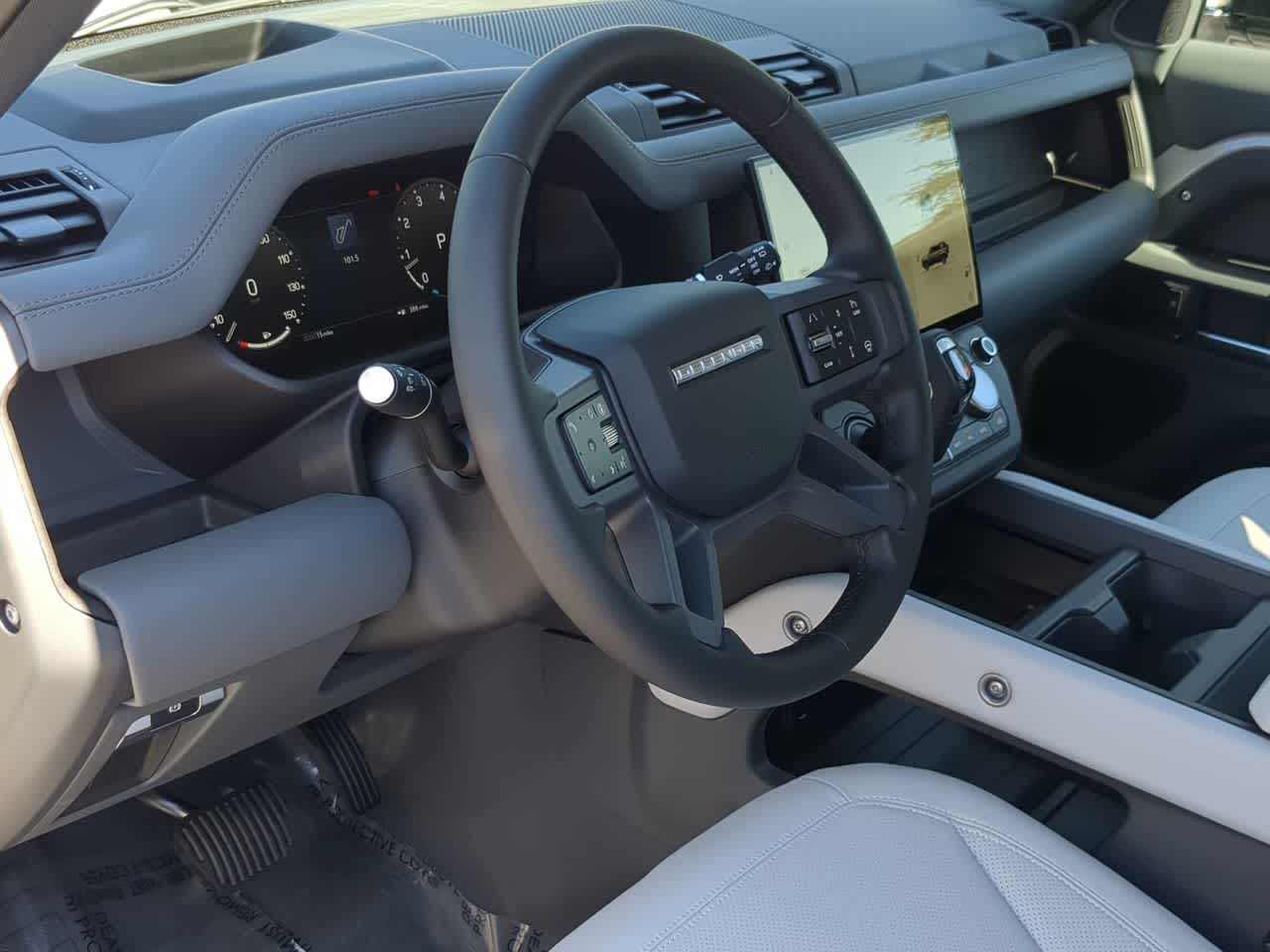 Thumbnail: 2026 Land Rover Defender - 10