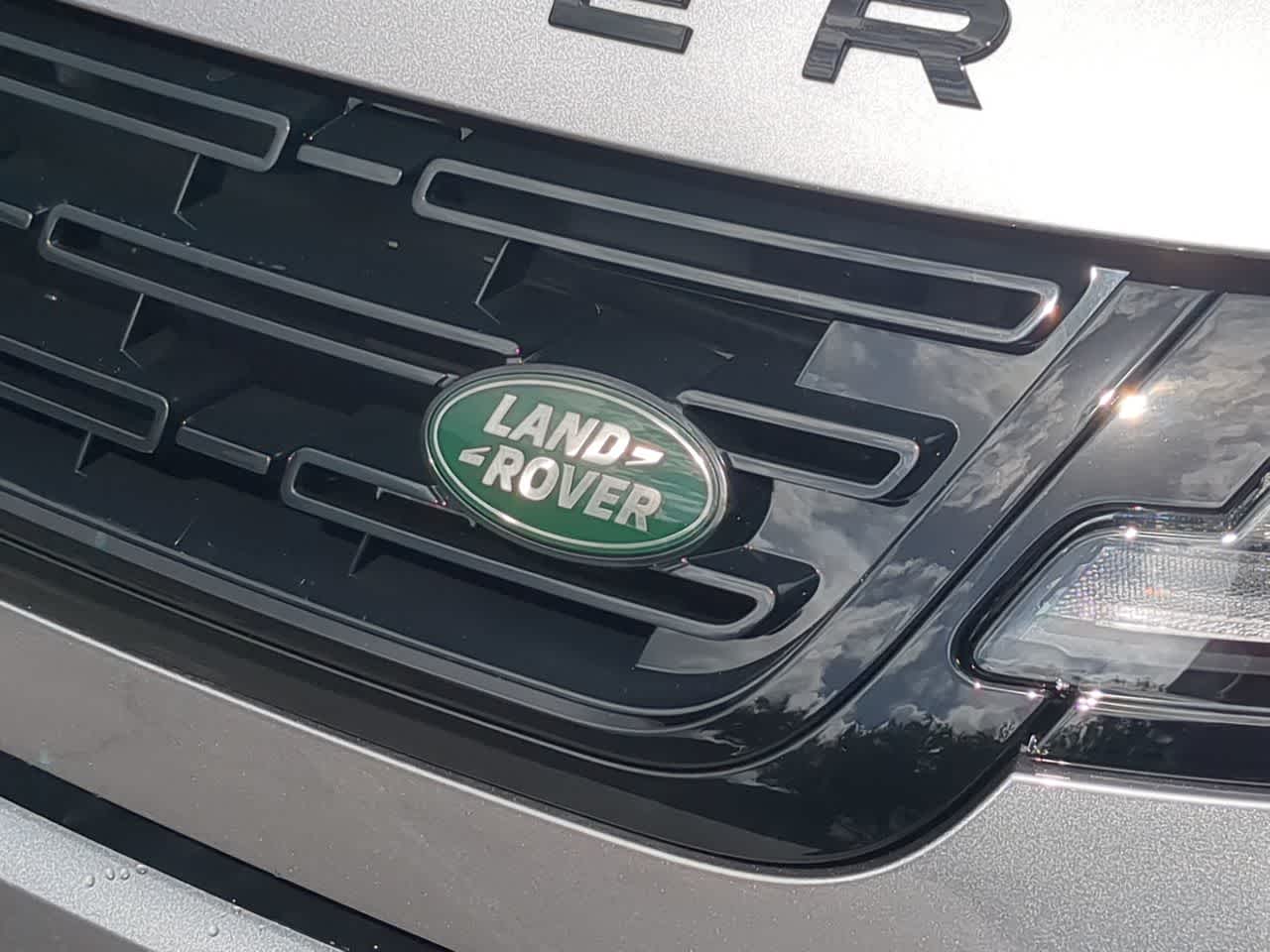 Thumbnail: 2026 Land Rover Range Rover Evoque - 12