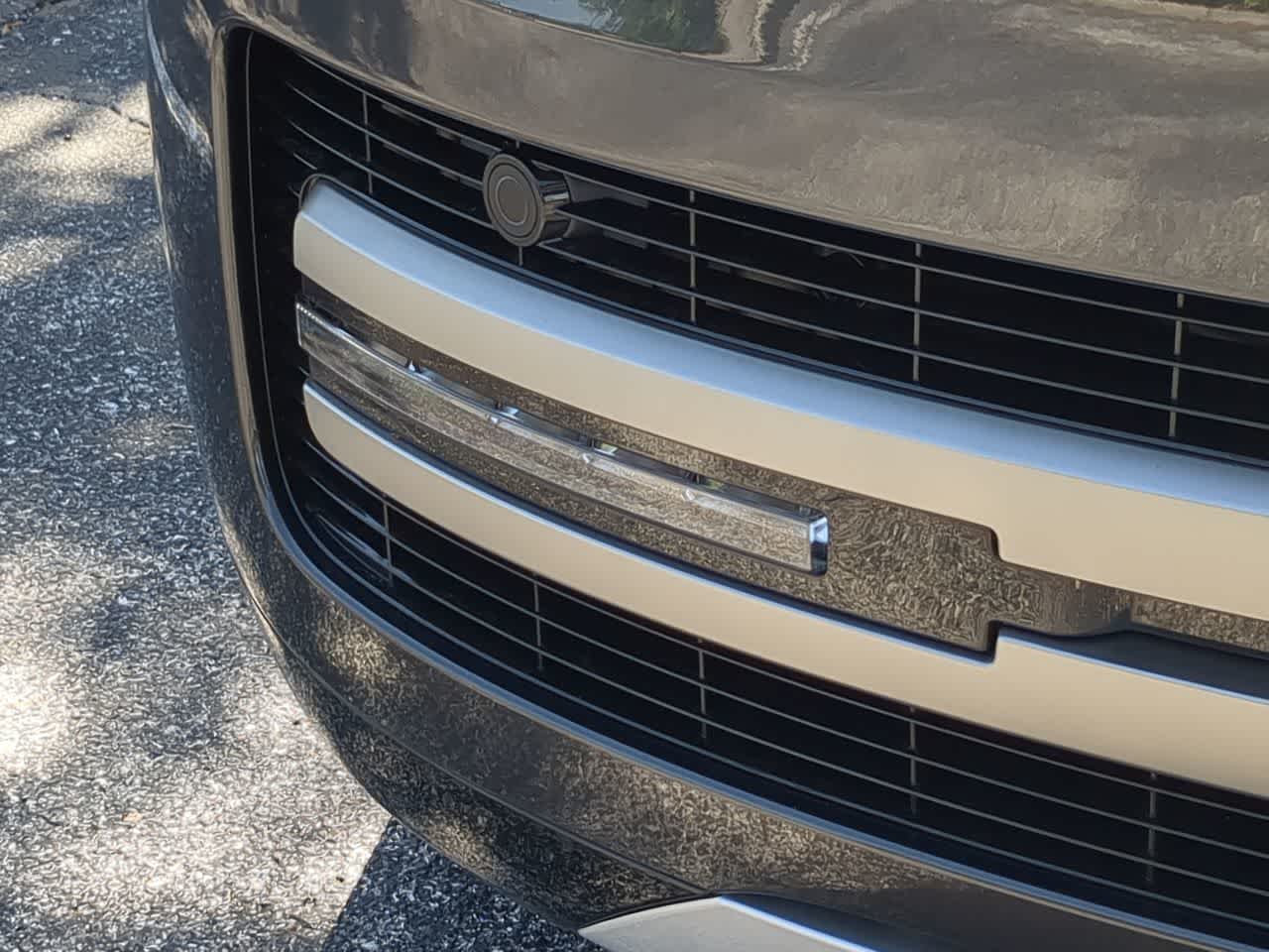 Thumbnail: 2026 Land Rover Range Rover - 11