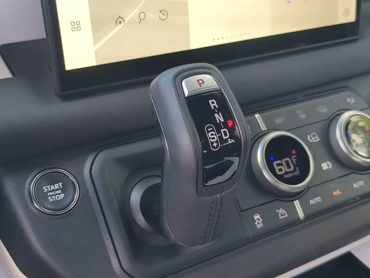 Thumbnail: 2025 Land Rover Defender - 35