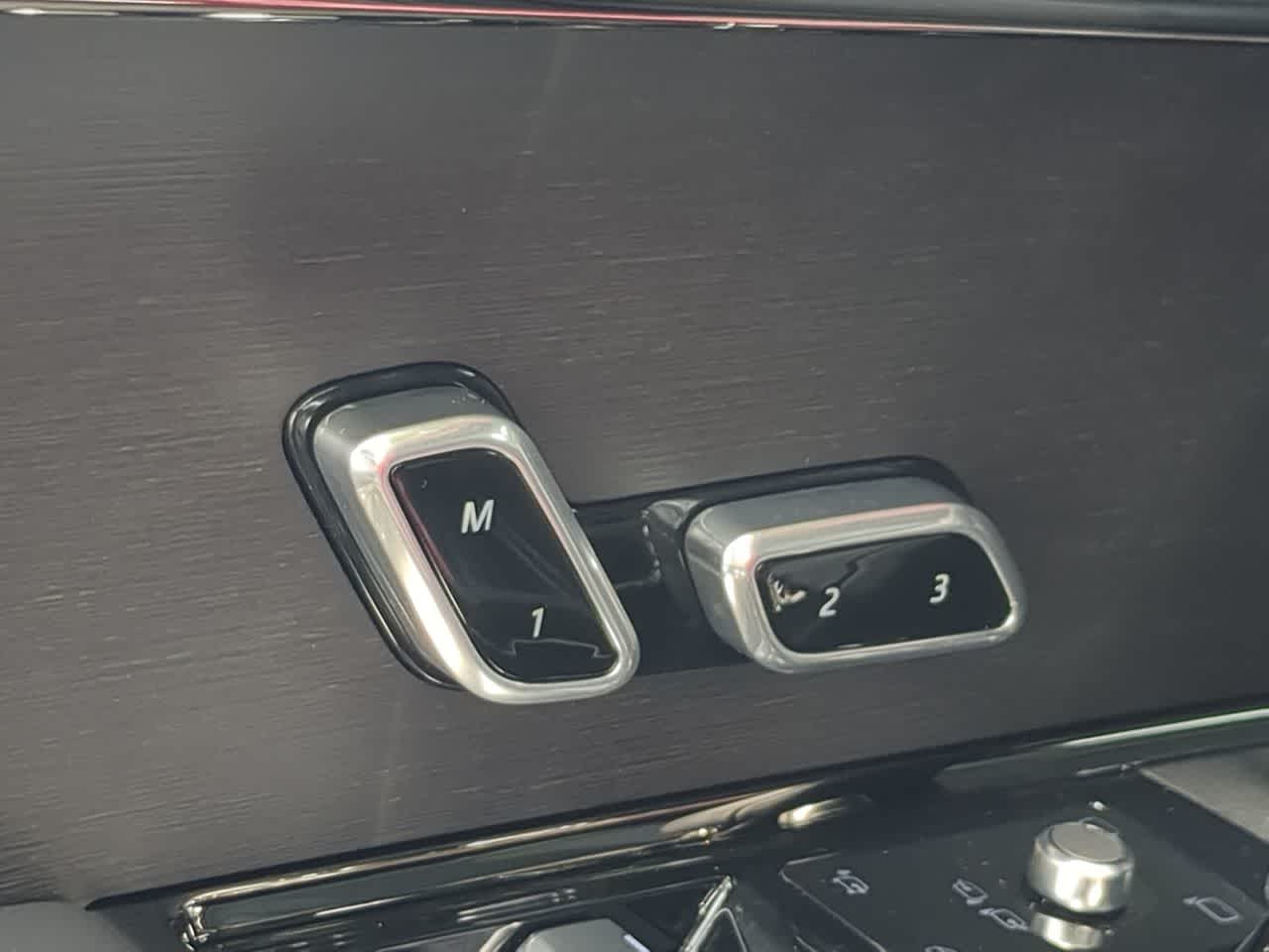 Thumbnail: 2026 Land Rover Range Rover Sport - 18