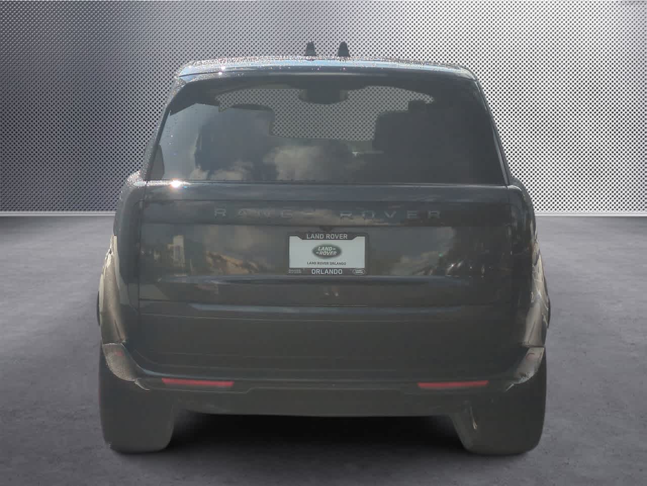 Thumbnail: 2025 Land Rover Range Rover - 7