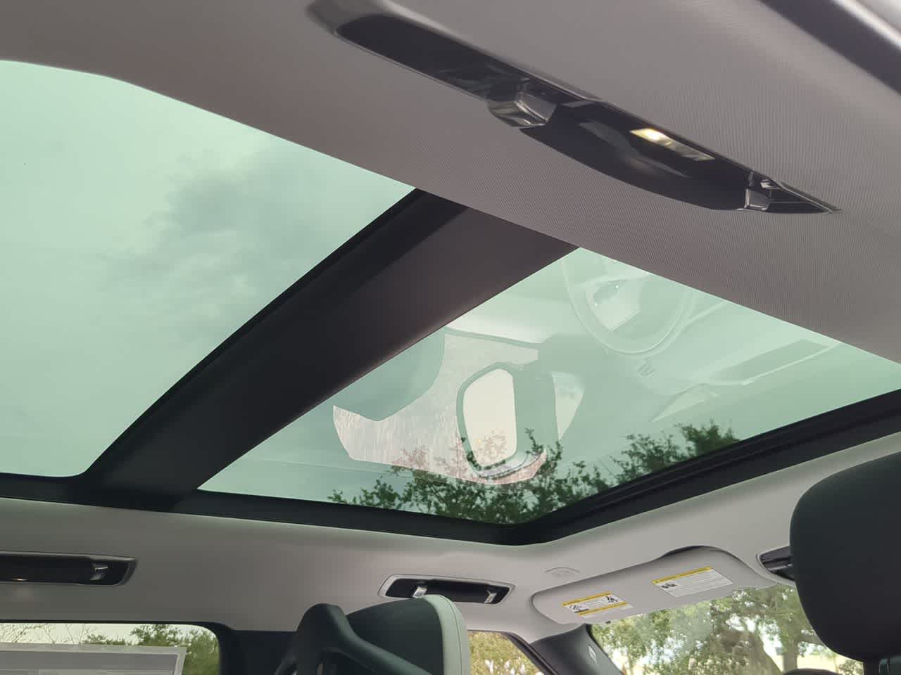 Thumbnail: 2026 Land Rover Range Rover Sport - 21