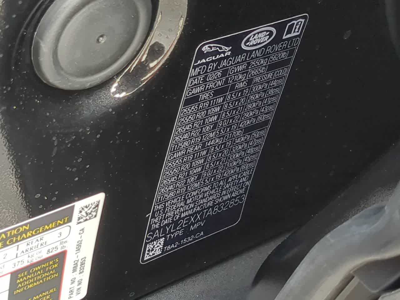 Thumbnail: 2026 Land Rover Range Rover Velar - 39