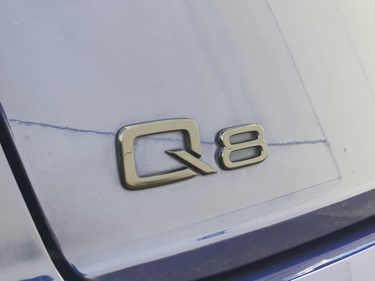 Thumbnail: 2021 Audi Q8 - 12