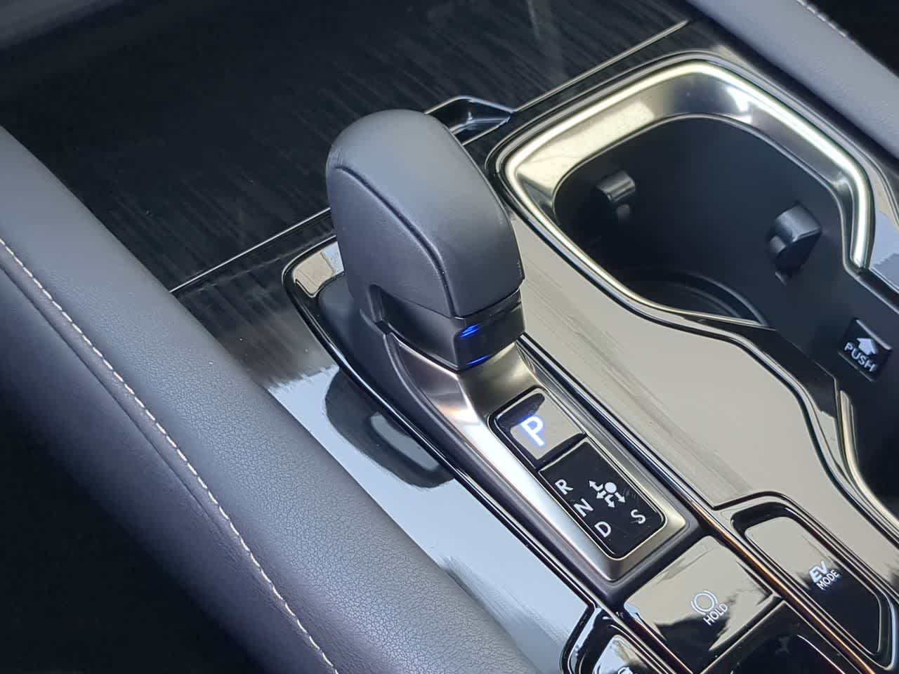 Thumbnail: 2024 Lexus RX - 34