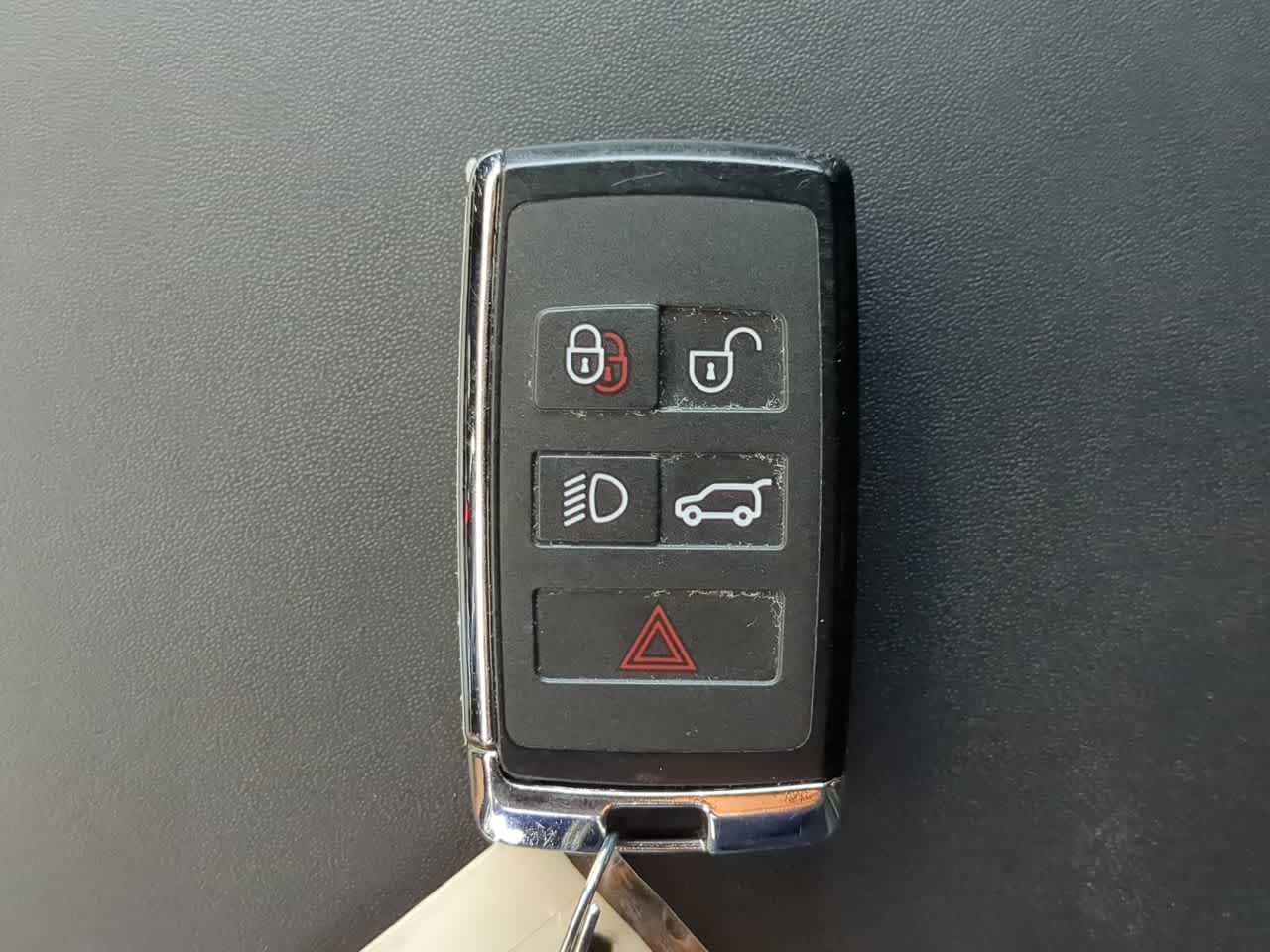 Thumbnail: 2025 Land Rover Range Rover Sport - 38