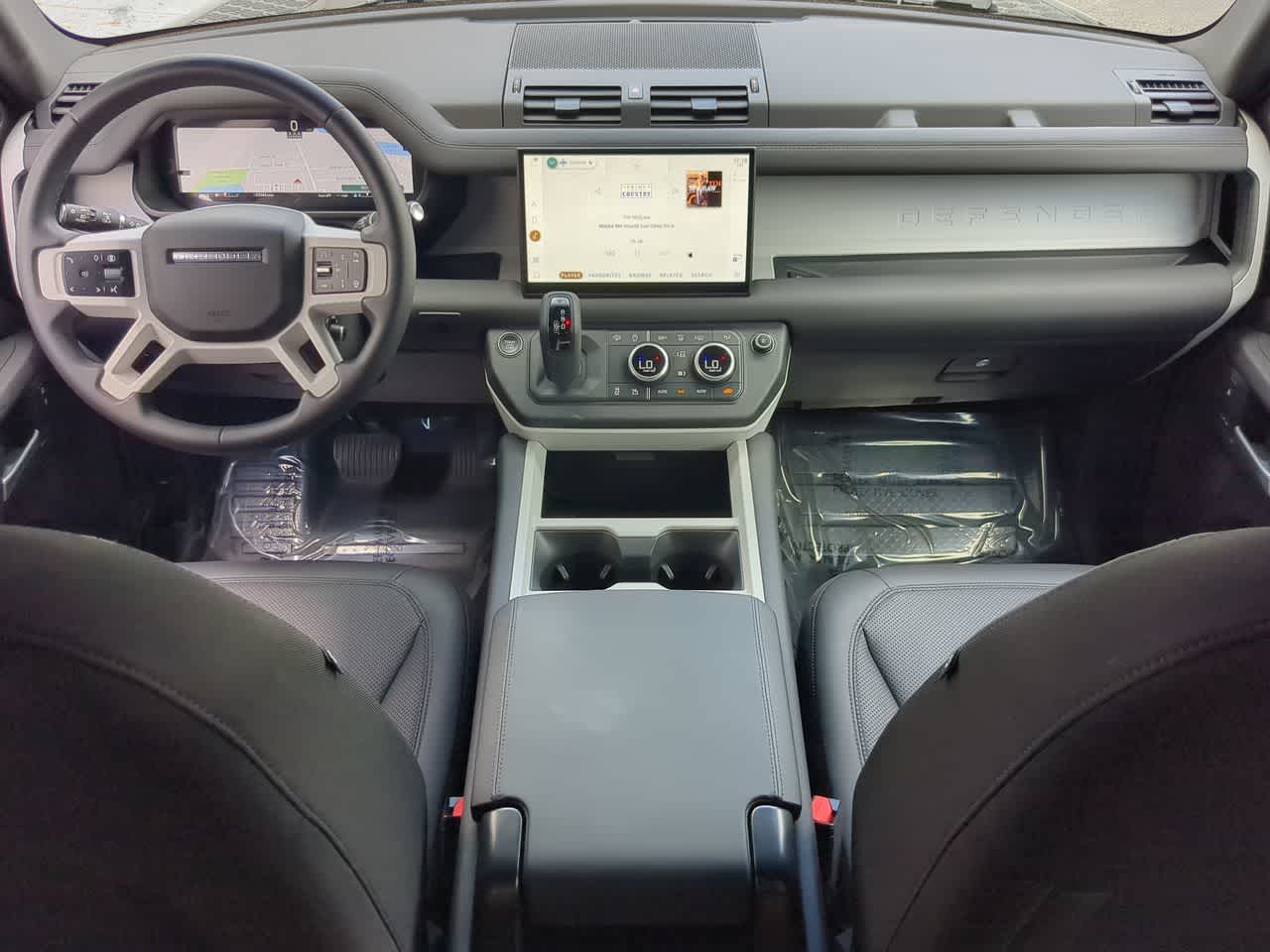 Thumbnail: 2025 Land Rover Defender - 15