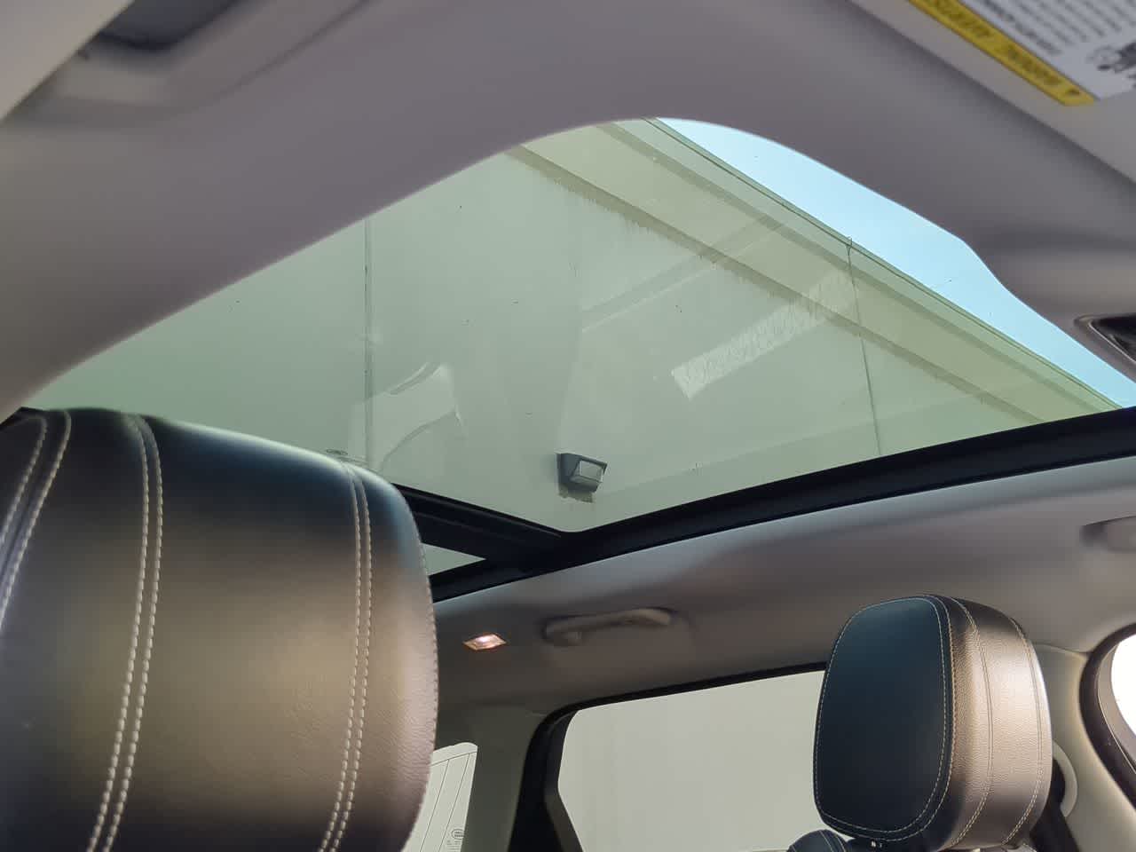 Thumbnail: 2019 Land Rover Range Rover Velar - 19