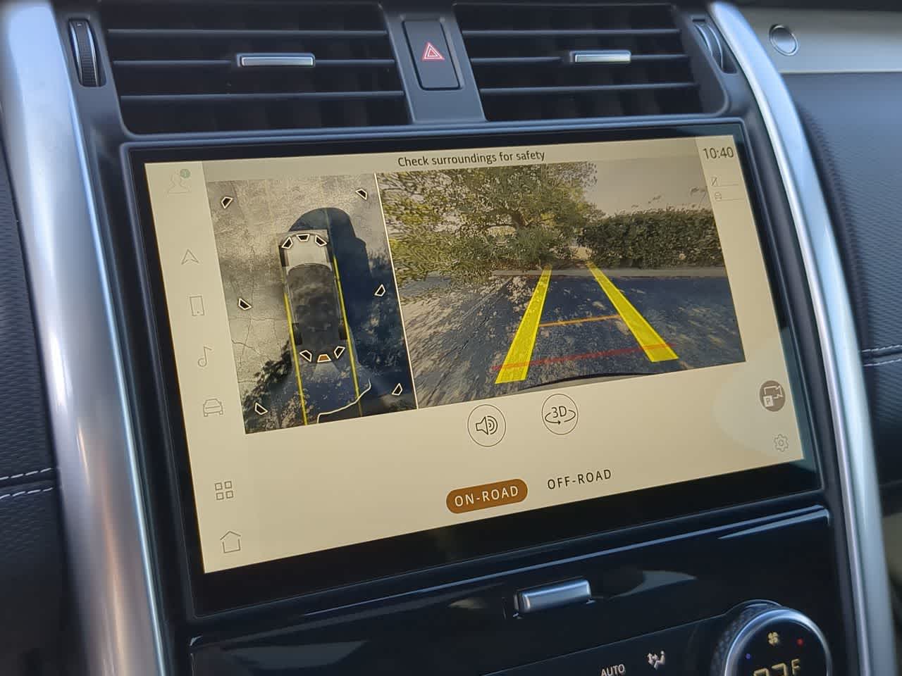 Thumbnail: 2026 Land Rover Discovery - 32