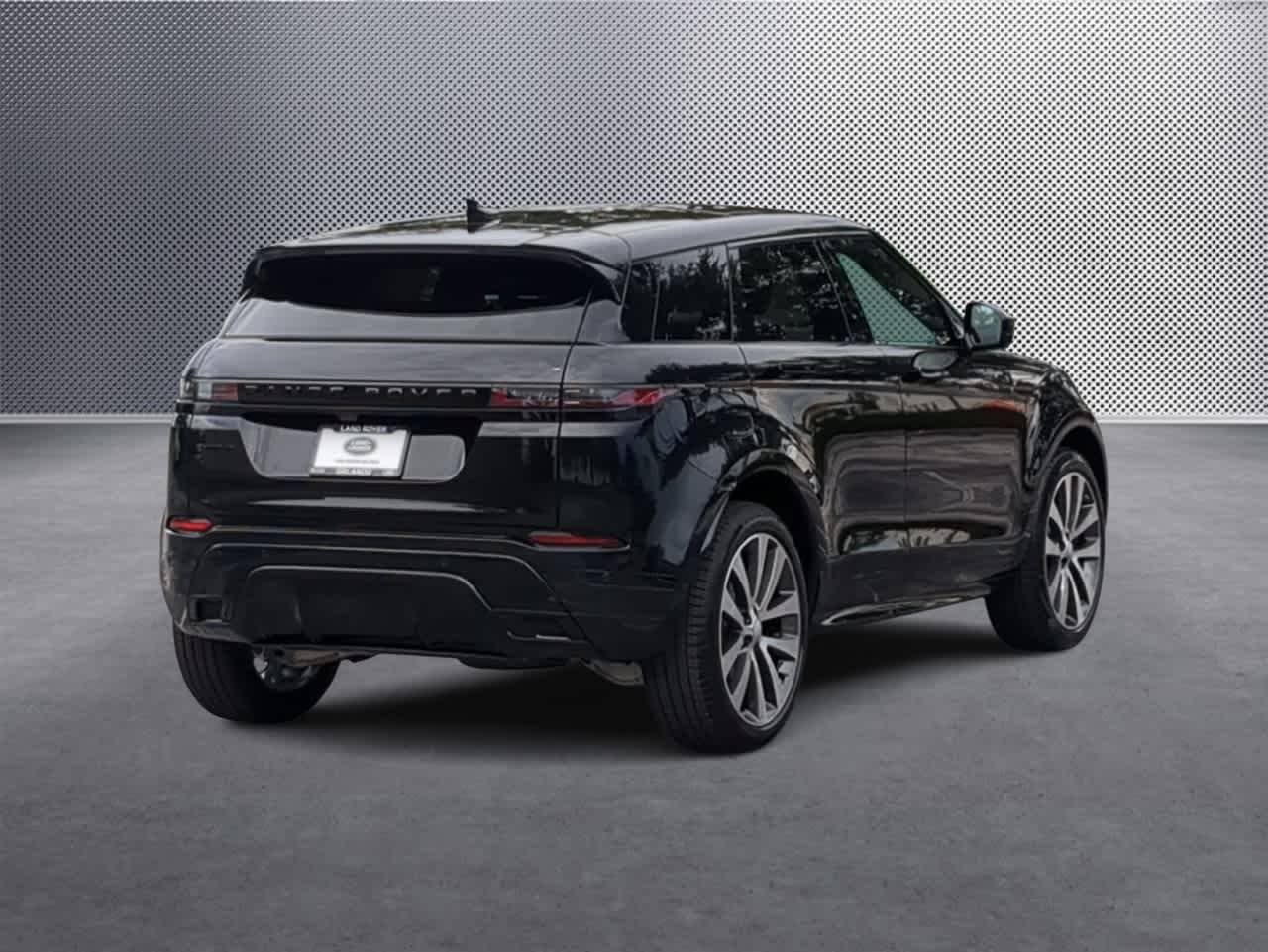Thumbnail: 2026 Land Rover Range Rover Evoque - 8