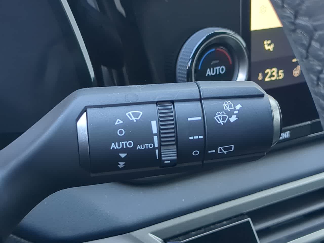 Thumbnail: 2024 Lexus RX - 28