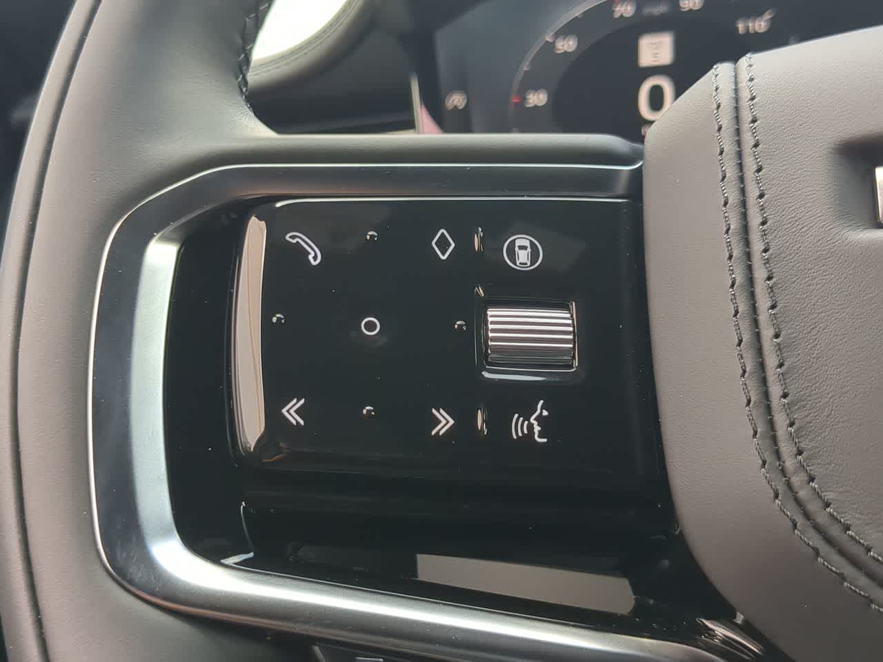 Thumbnail: 2026 Land Rover Range Rover Sport - 26