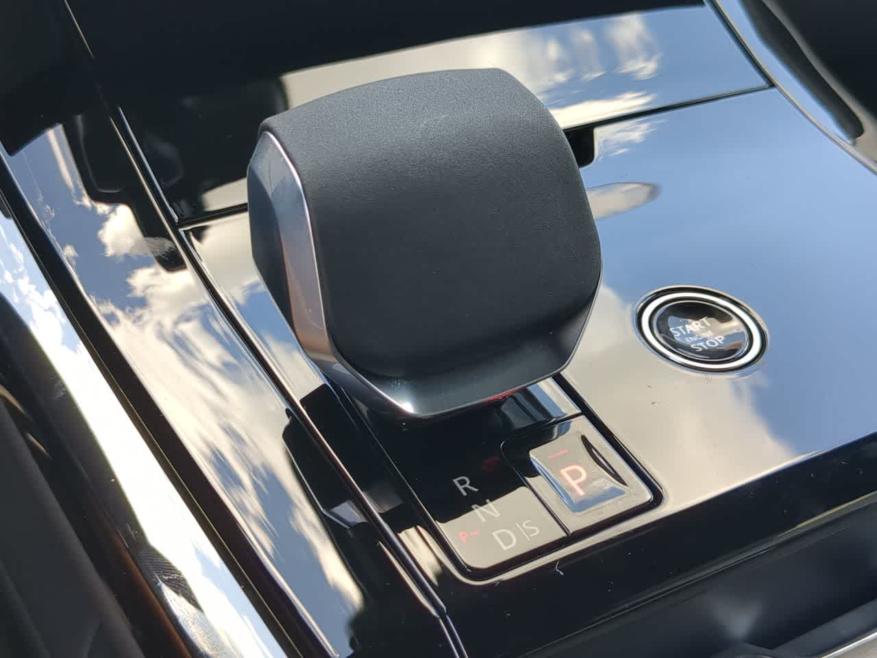 Thumbnail: 2026 Land Rover Range Rover Sport - 34