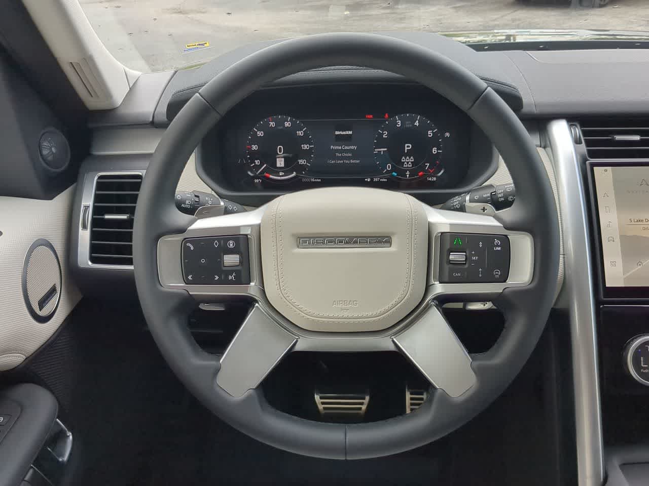 Thumbnail: 2026 Land Rover Discovery - 24