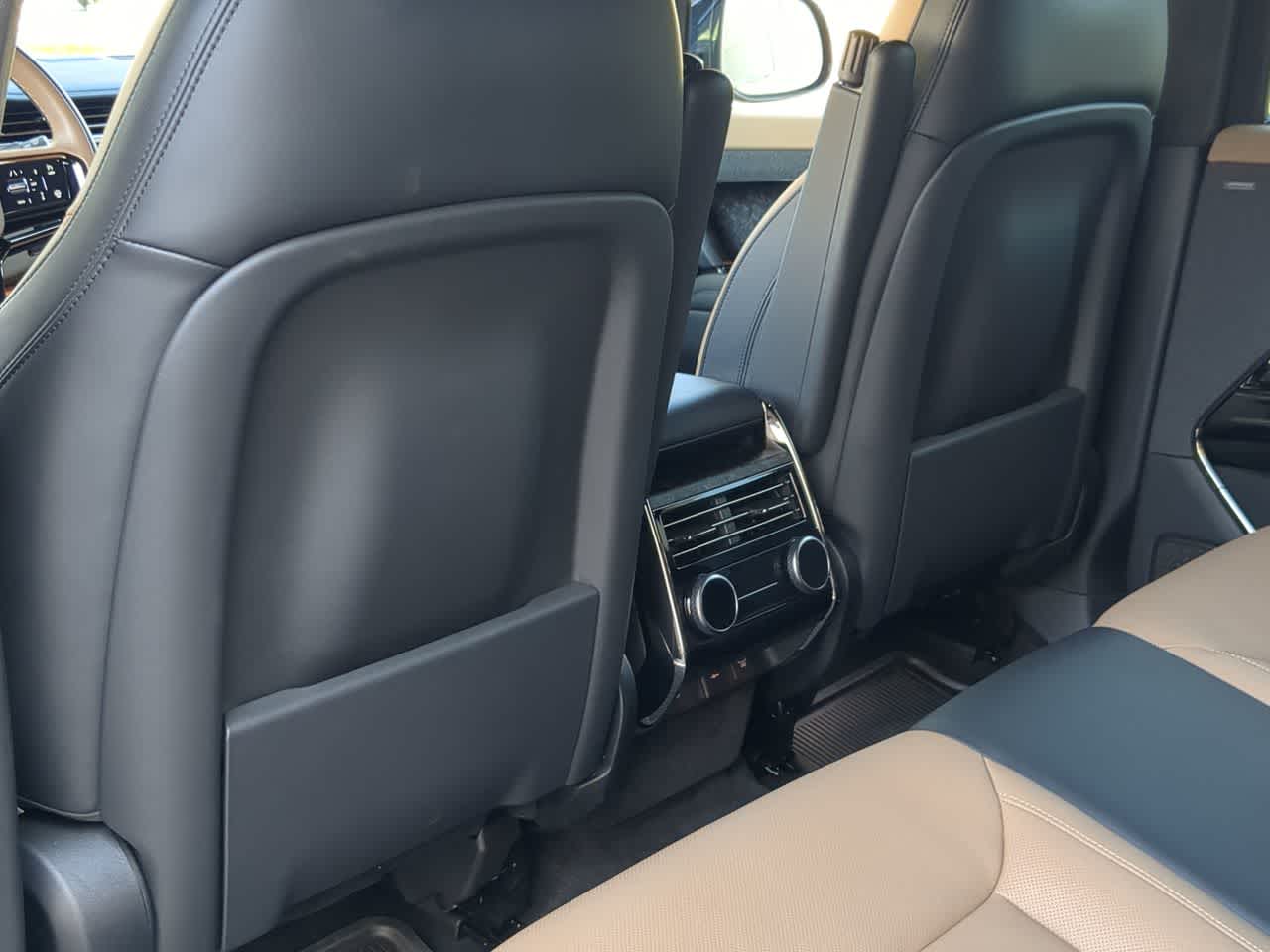 Thumbnail: 2025 Land Rover Range Rover Sport - 18