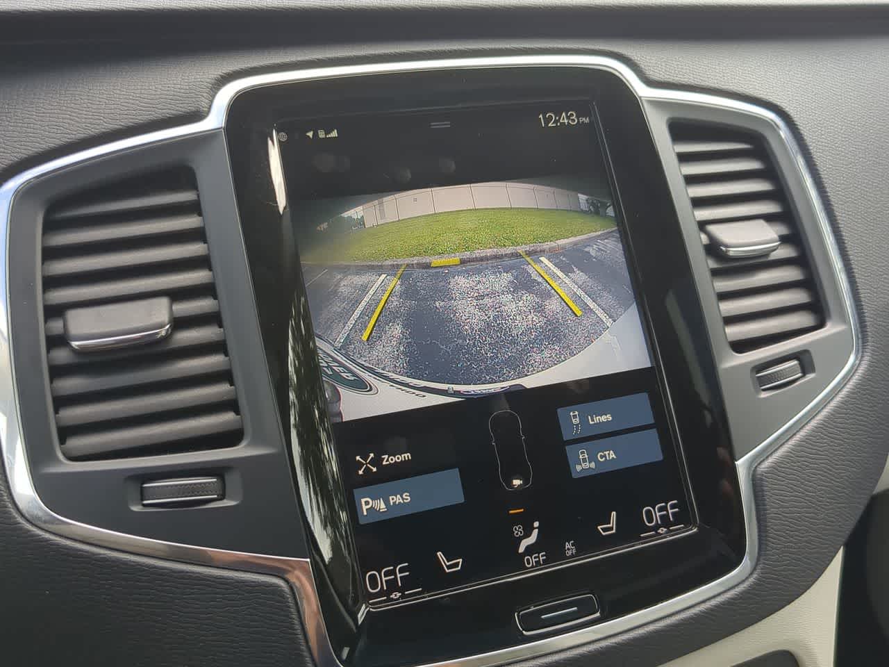 Thumbnail: 2020 Volvo XC90 - 32