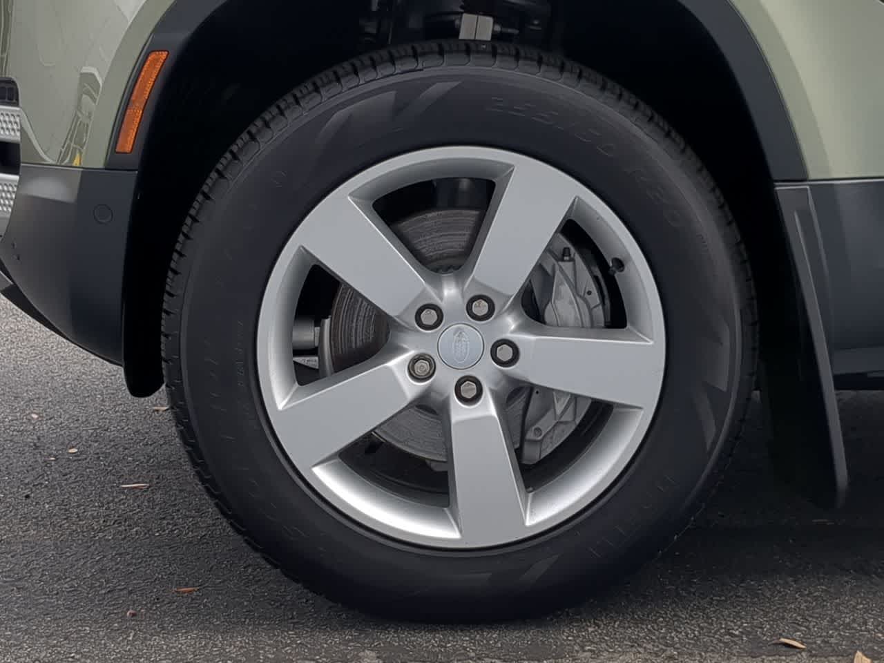 Thumbnail: 2025 Land Rover Defender - 14