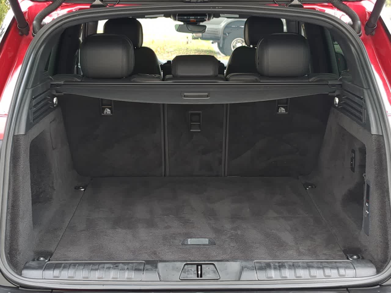 Thumbnail: 2025 Land Rover Range Rover Sport - 37