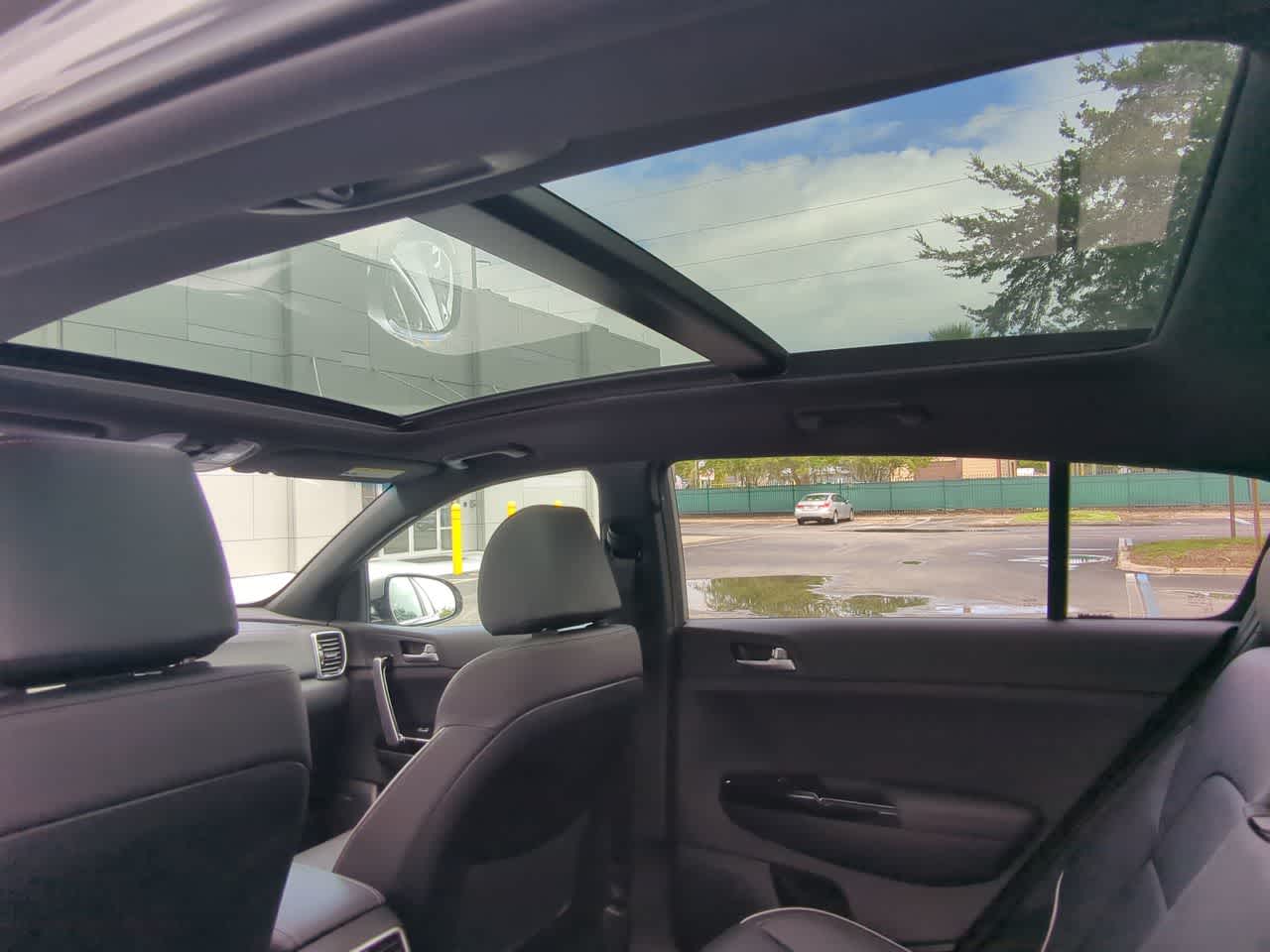 Thumbnail: 2022 Kia Sportage - 22