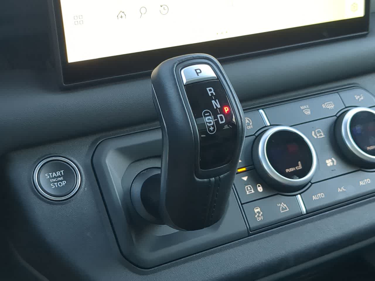 Thumbnail: 2025 Land Rover Defender - 34