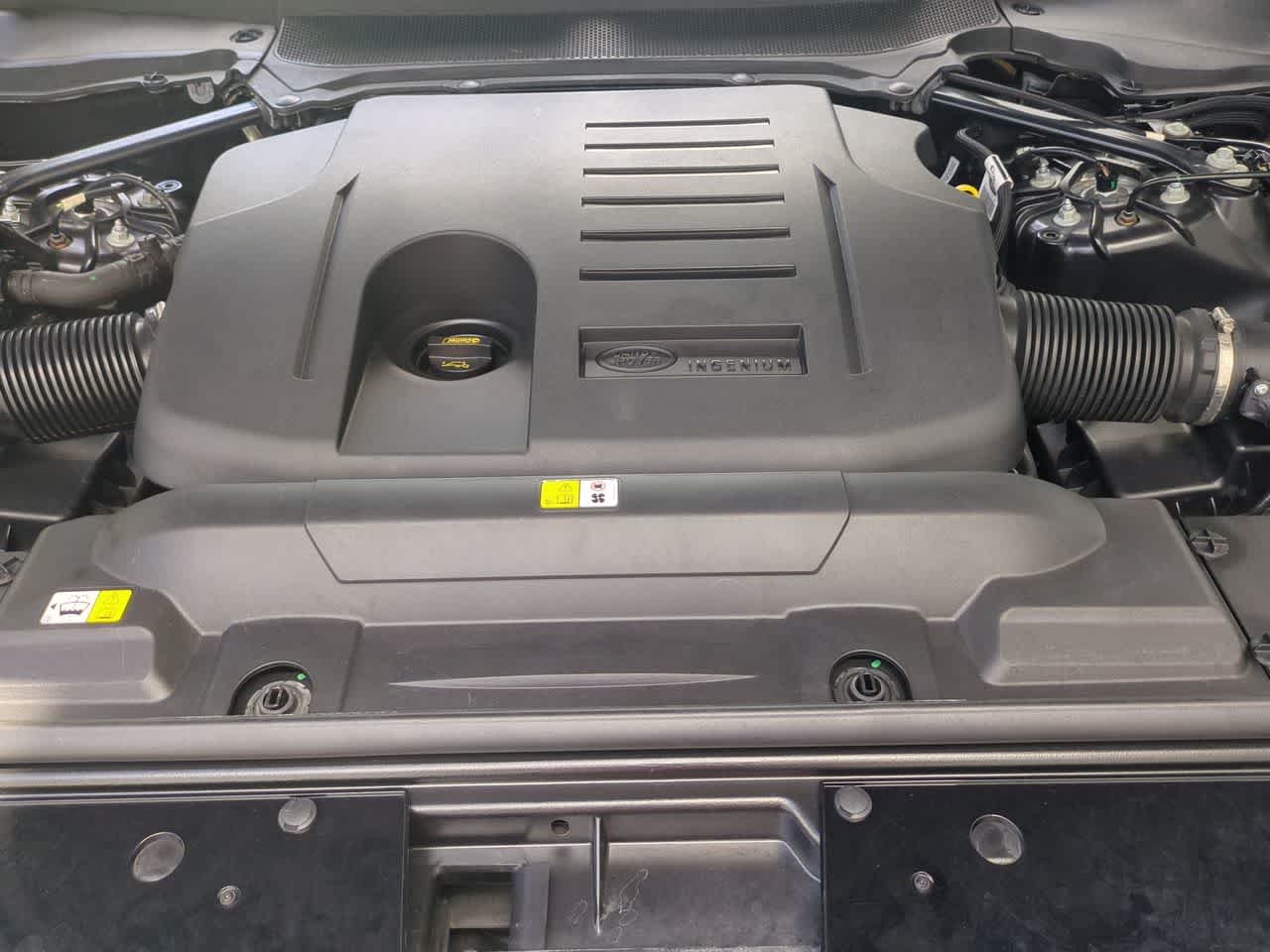 Thumbnail: 2021 Land Rover Range Rover - 15