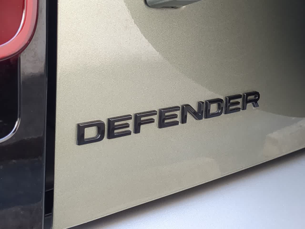 Thumbnail: 2025 Land Rover Defender - 13