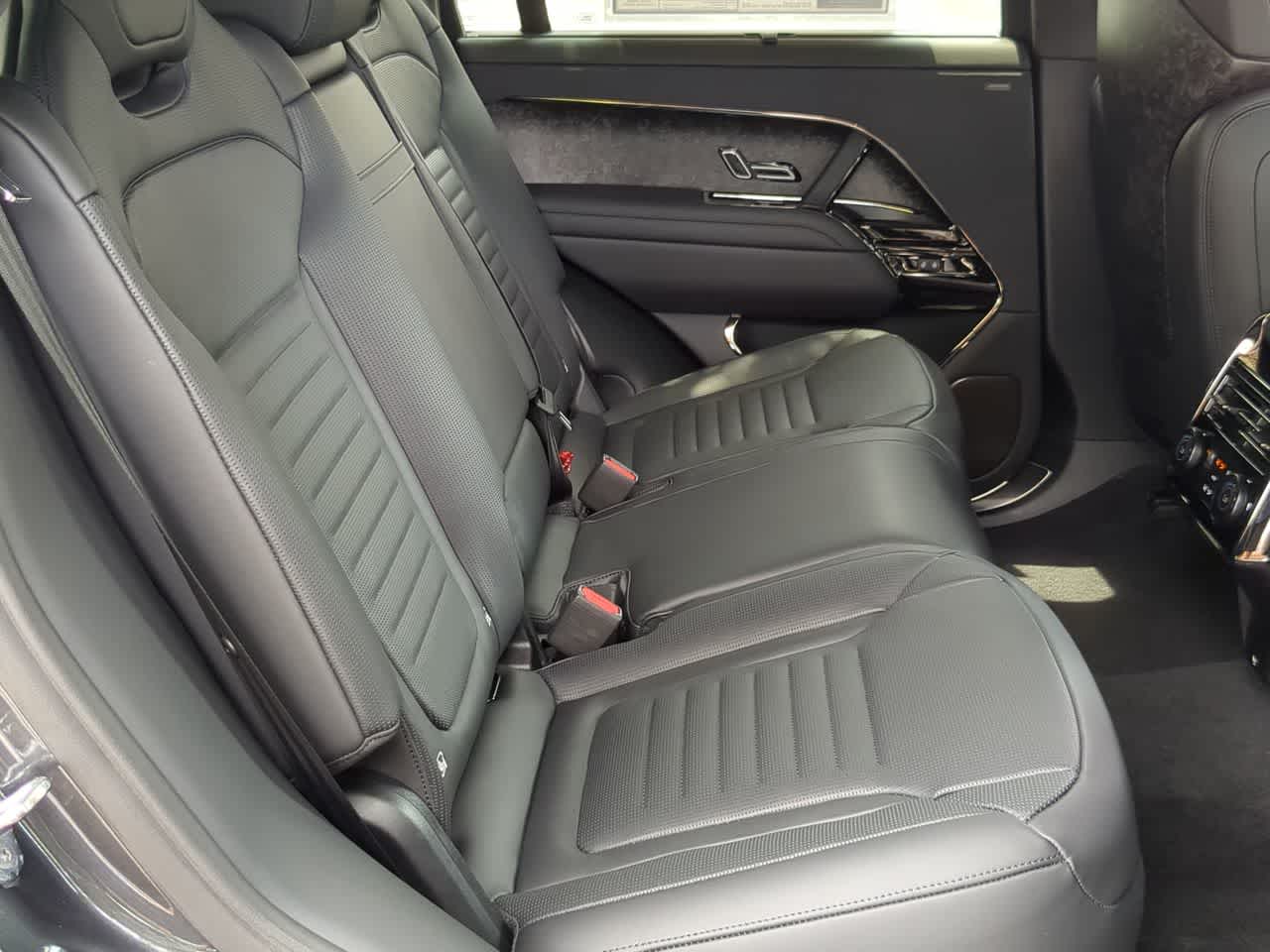 Thumbnail: 2026 Land Rover Range Rover Sport - 21
