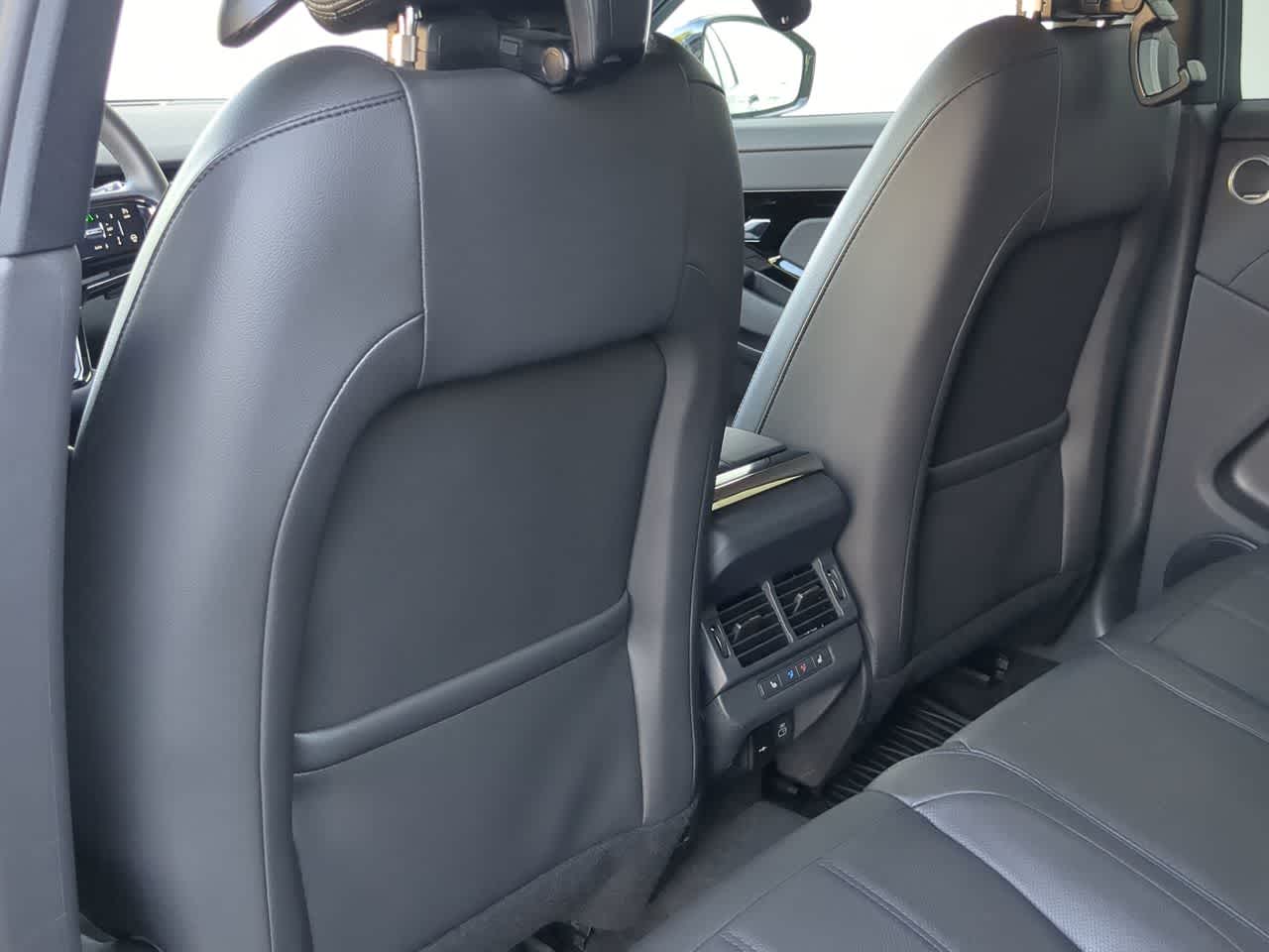 Thumbnail: 2024 Land Rover Range Rover Evoque - 18