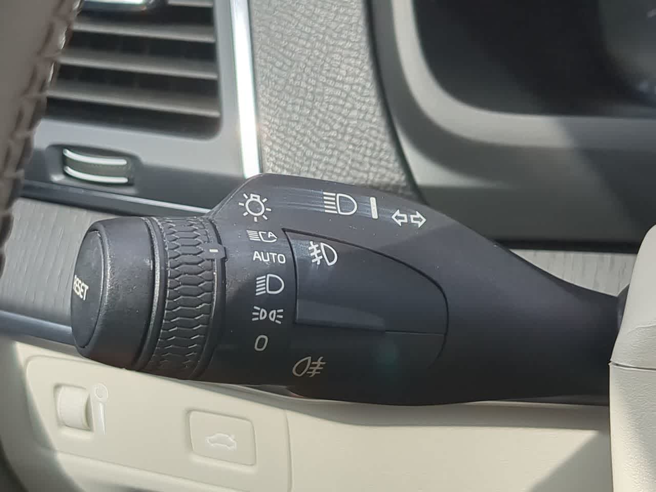 Thumbnail: 2020 Volvo XC90 - 29