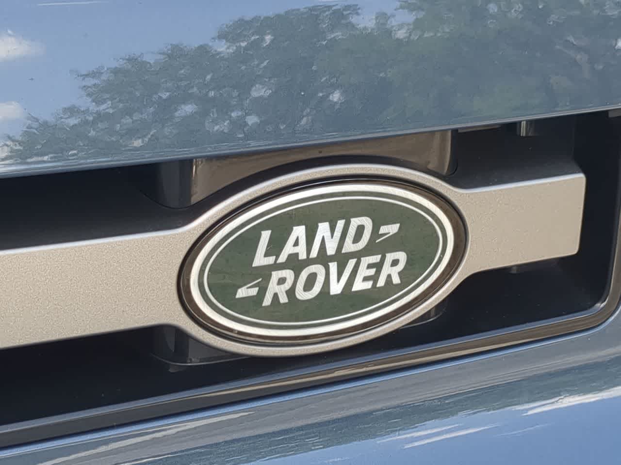 Thumbnail: 2025 Land Rover Defender - 12