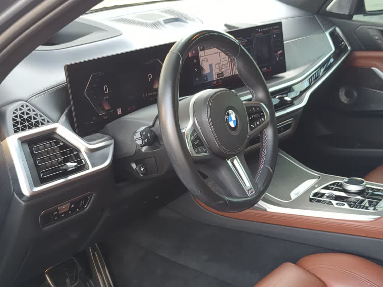 Thumbnail: 2023 BMW X7 - 10